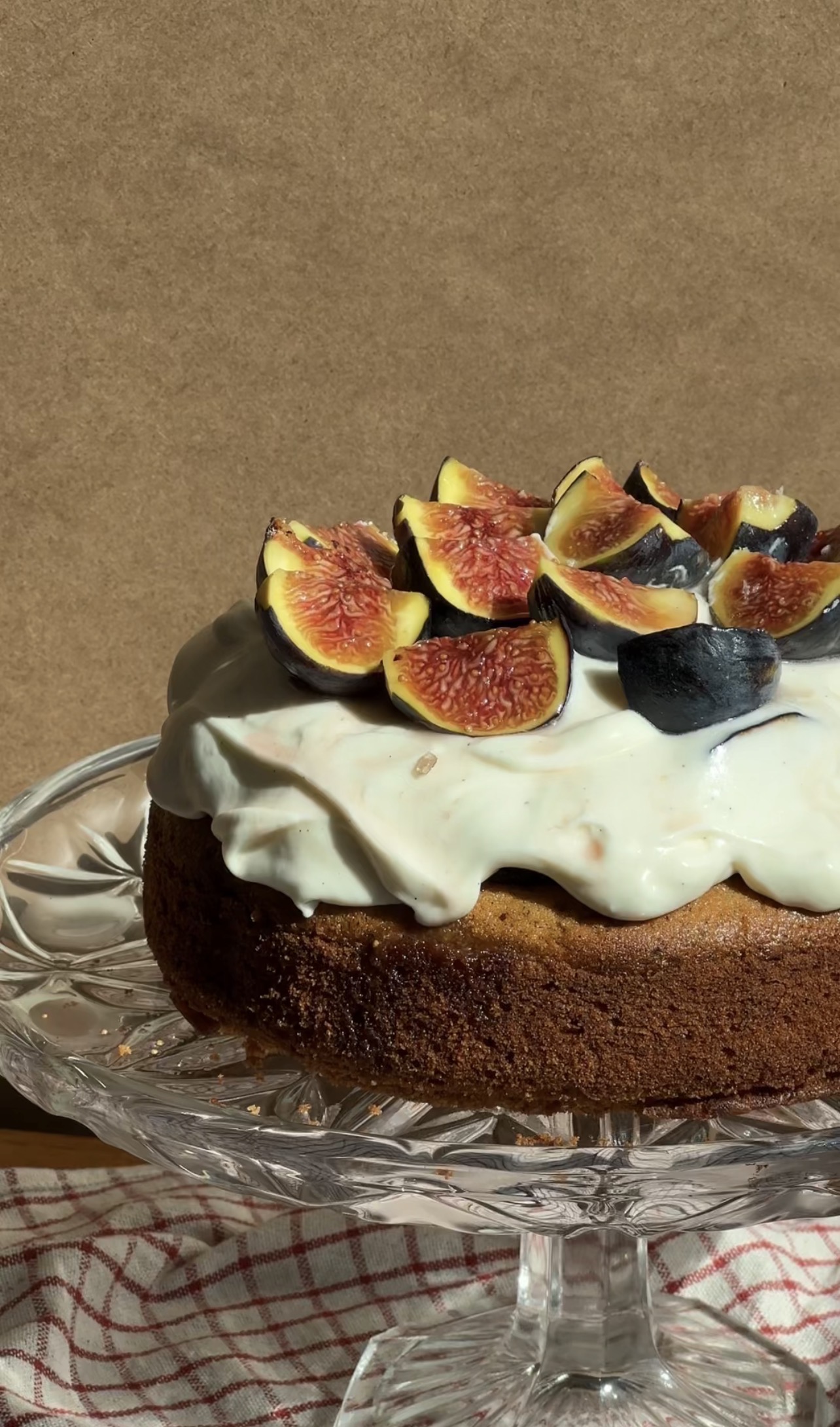 Fig and Salted Caramel Oolong Cake